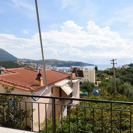Vasili'S Family Apartments Himare Exterior photo