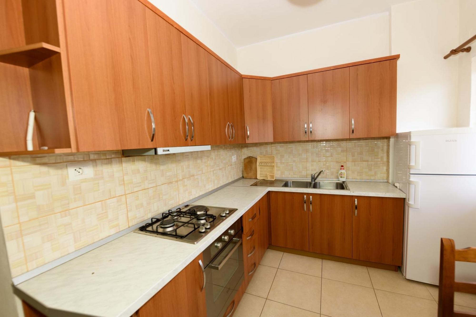 Vasili'S Family Apartments Himare Exterior photo