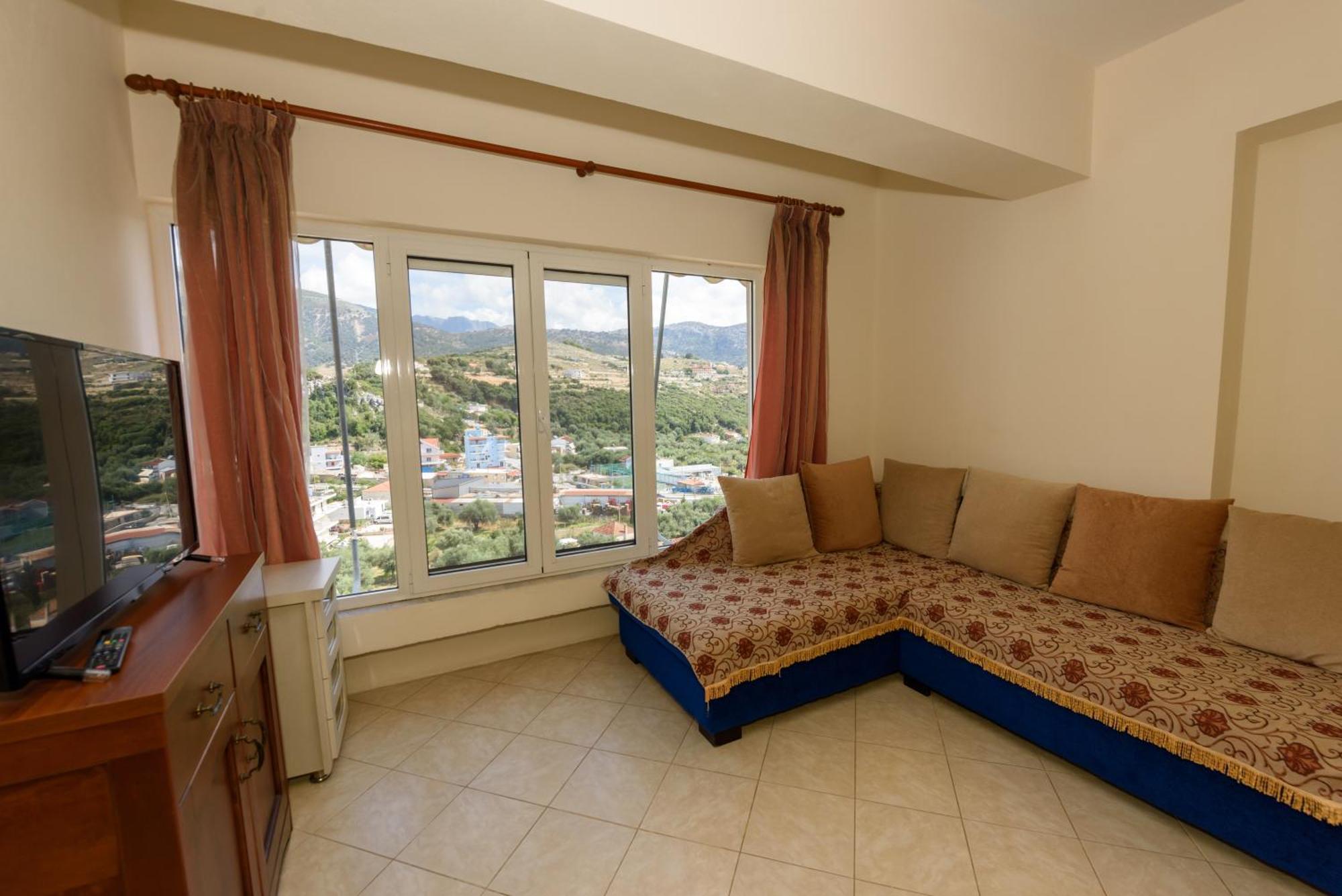 Vasili'S Family Apartments Himare Exterior photo